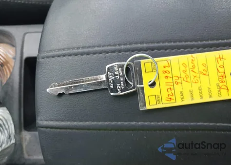 1994 Ford Explorer z USA, uszkodzony, nr VIN 1FMDU34X0RUD84507